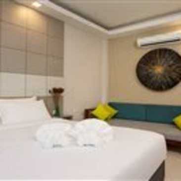 Sunset Beach Club Koh Phangan